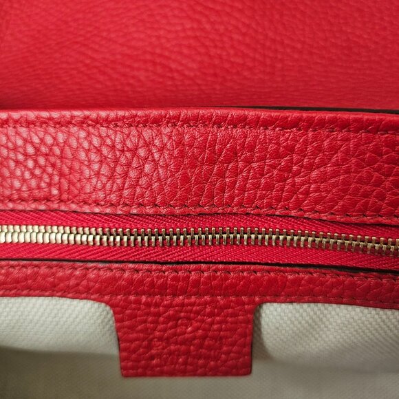 Authentic Gucci Soho Leather Chain Shoulder Bag Red - Picture 5 of 8